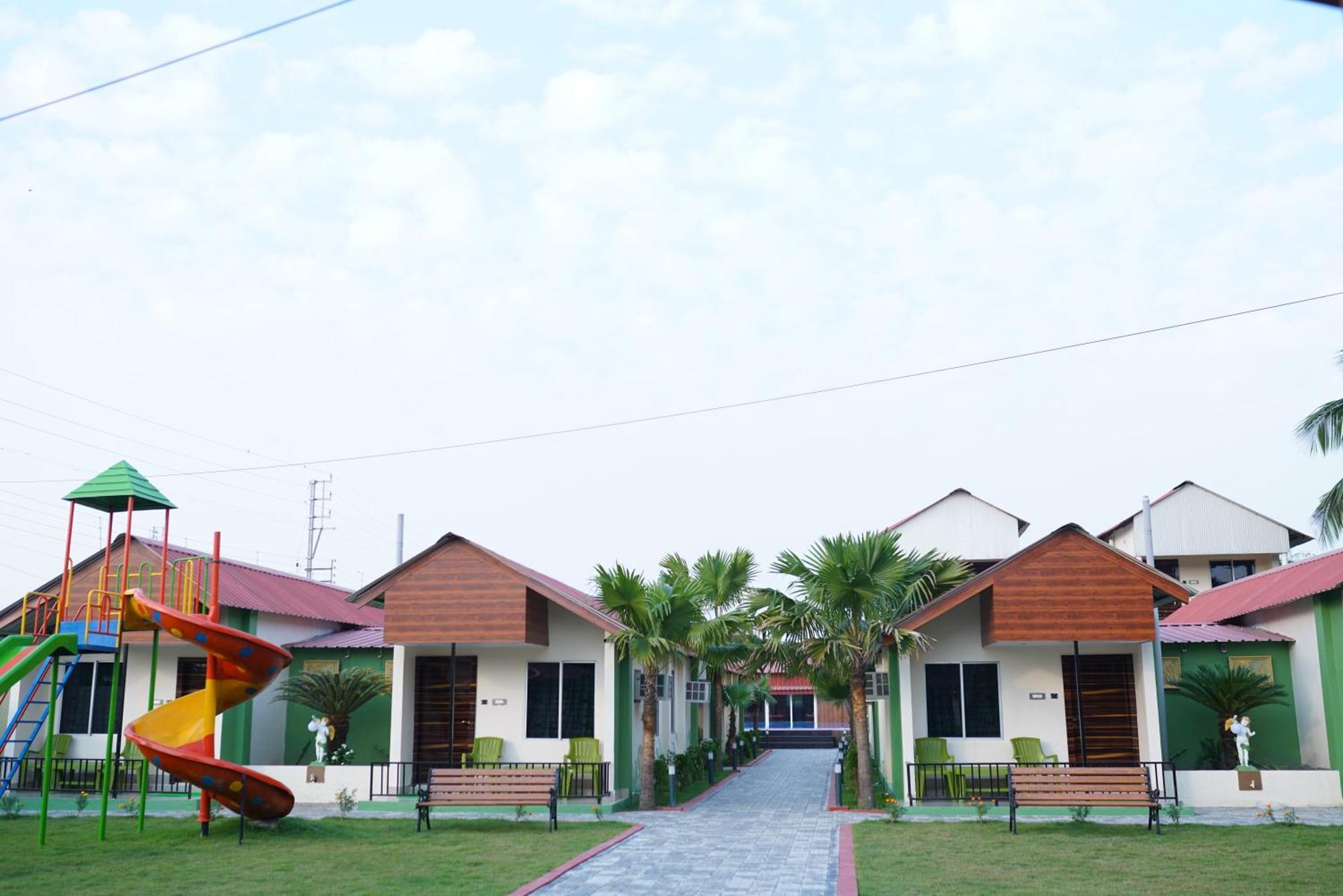 New Mouchak Hotel & Resorts Tajpur Exterior photo